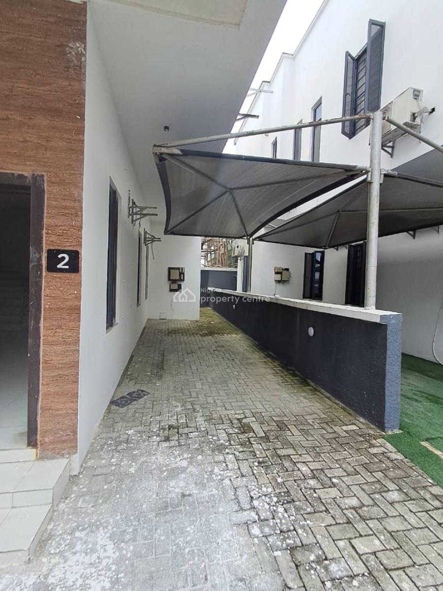 Relatively New 4-bedroom Semi-detached Duplex, Orchid, Lekki, Lagos, Semi-detached Duplex for Rent