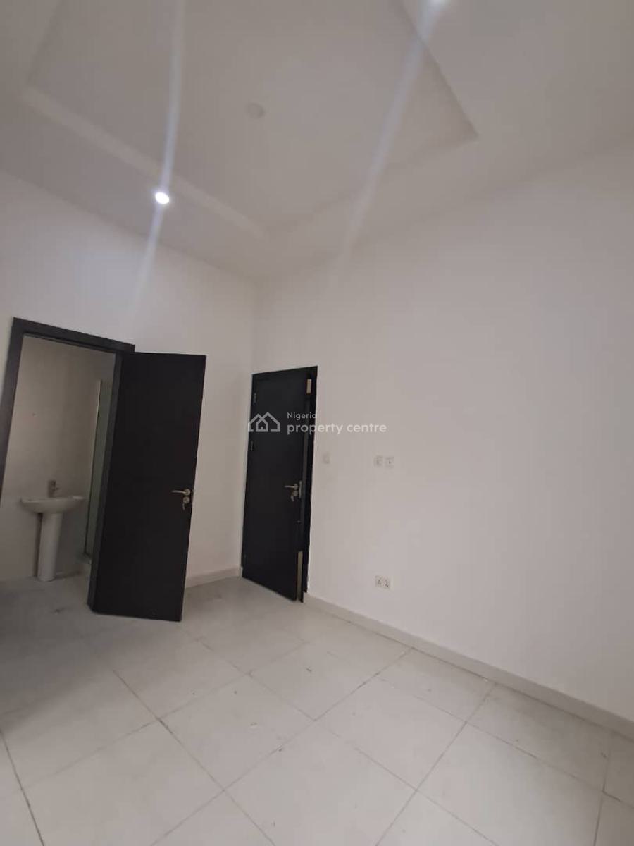Relatively New 4-bedroom Semi-detached Duplex, Orchid, Lekki, Lagos, Semi-detached Duplex for Rent