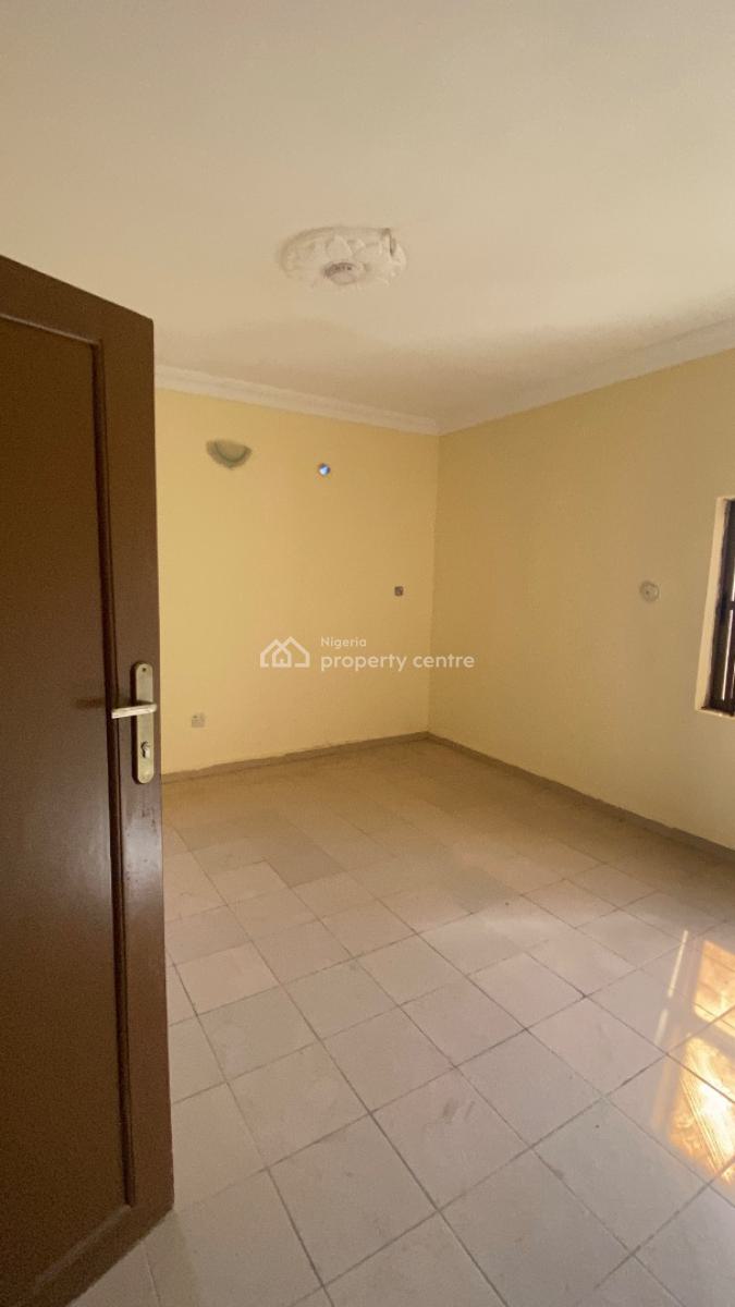 Spacious 3 Bedroom Flat + Bq, Katampe (main), Katampe, Abuja, Flat / Apartment for Rent