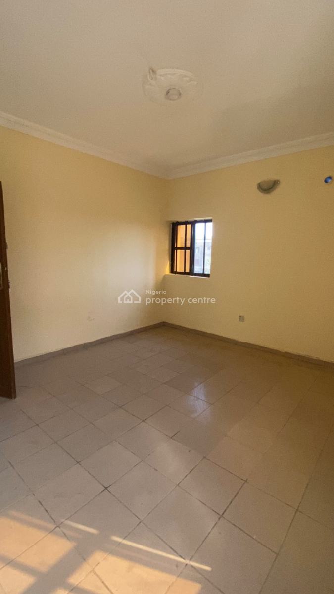 Spacious 3 Bedroom Flat + Bq, Katampe (main), Katampe, Abuja, Flat / Apartment for Rent