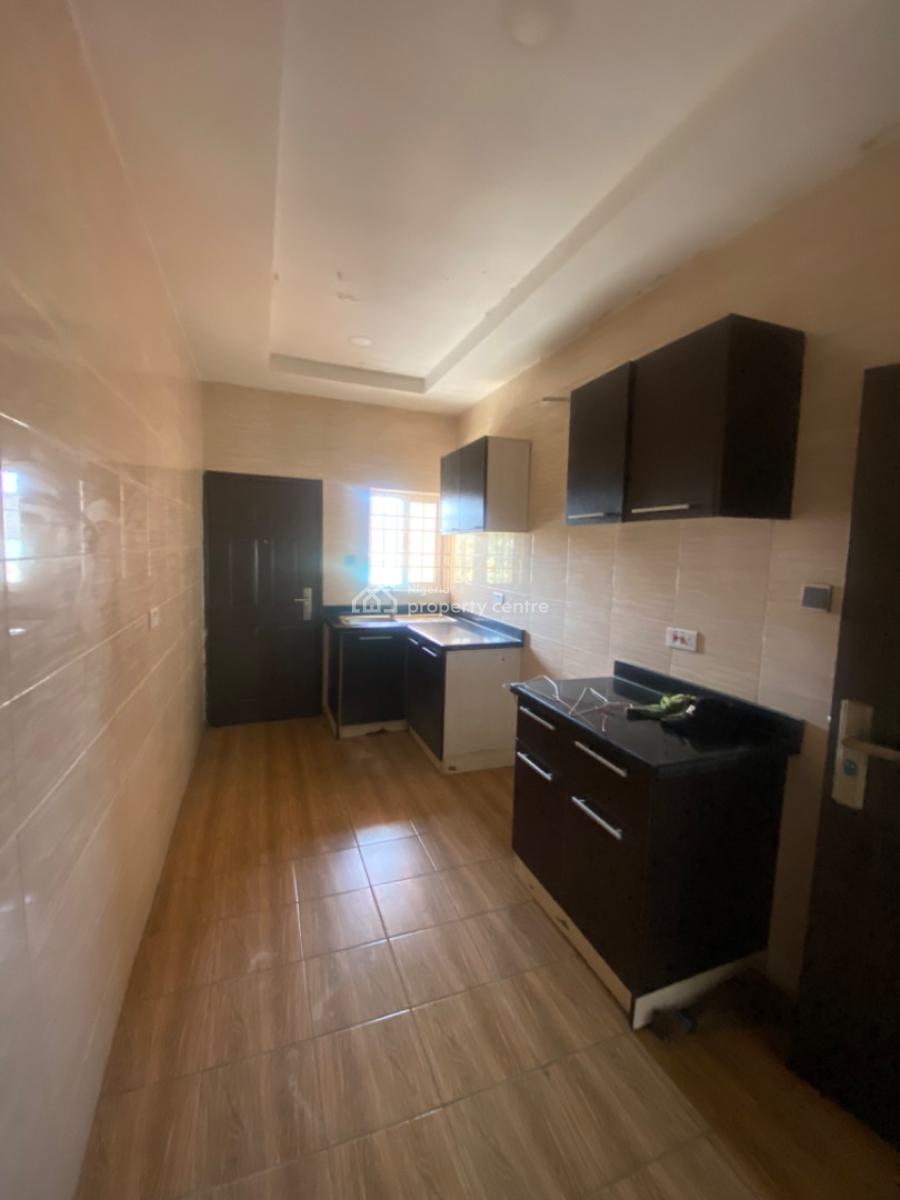 Very Sweet and Lovable Sharp Spacious 2 Bedroom Upstairs, Ogombo Road Down, Ajah, Lagos, Flat / Apartment for Rent