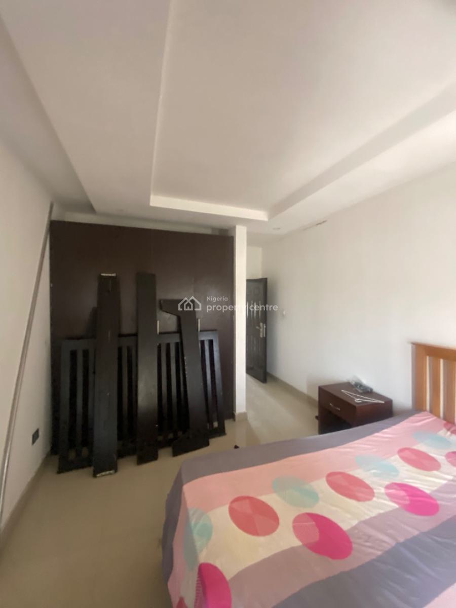 Very Sweet and Lovable Sharp Spacious 2 Bedroom Upstairs, Ogombo Road Down, Ajah, Lagos, Flat / Apartment for Rent