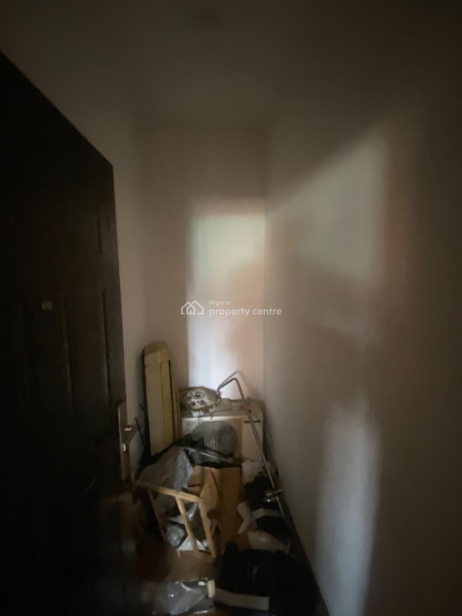 Very Sweet and Lovable Sharp Spacious 2 Bedroom Upstairs, Ogombo Road Down, Ajah, Lagos, Flat / Apartment for Rent