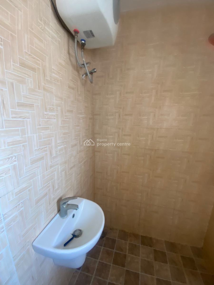 Very Sweet and Lovable Sharp Spacious 2 Bedroom Upstairs, Ogombo Road Down, Ajah, Lagos, Flat / Apartment for Rent