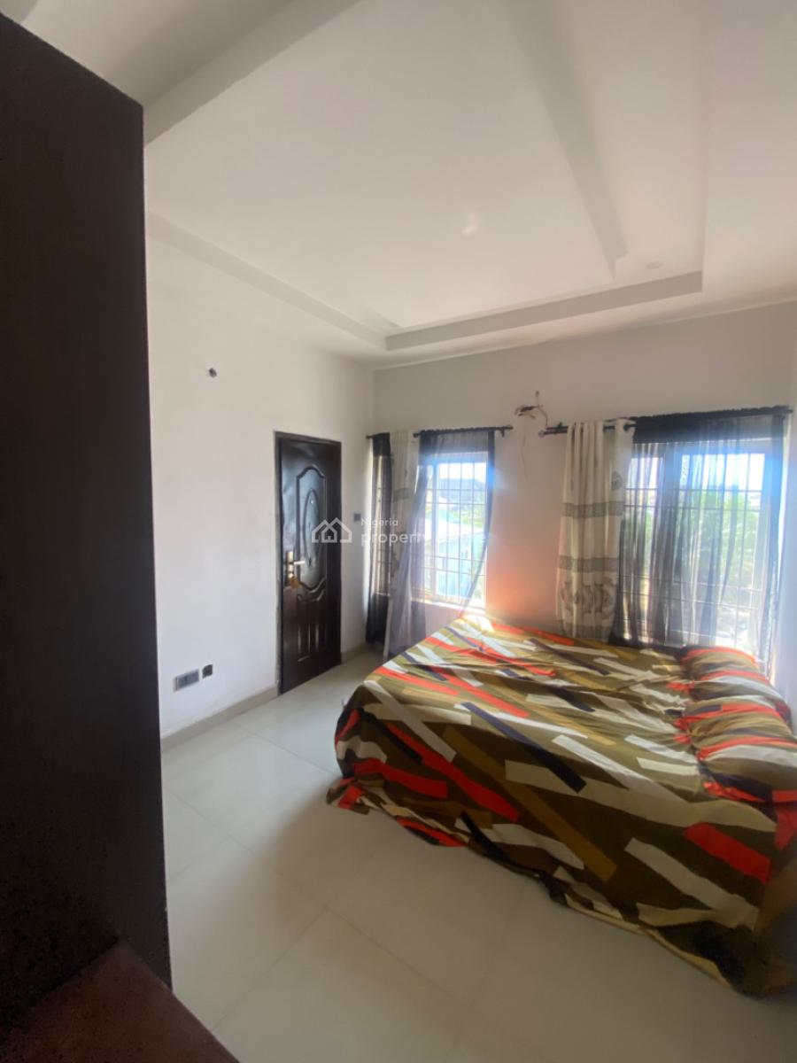 Very Sweet and Lovable Sharp Spacious 2 Bedroom Upstairs, Ogombo Road Down, Ajah, Lagos, Flat / Apartment for Rent