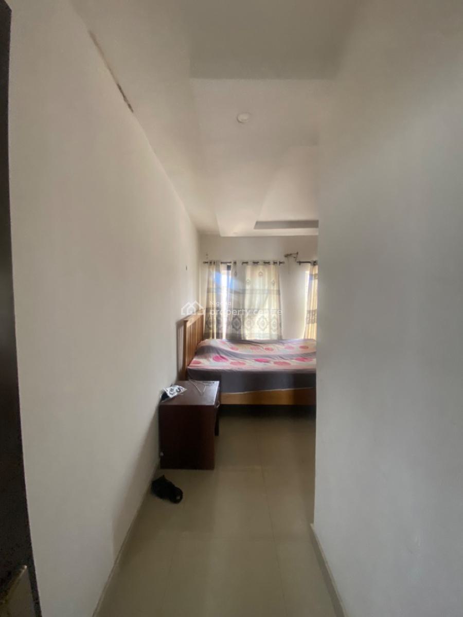 Very Sweet and Lovable Sharp Spacious 2 Bedroom Upstairs, Ogombo Road Down, Ajah, Lagos, Flat / Apartment for Rent