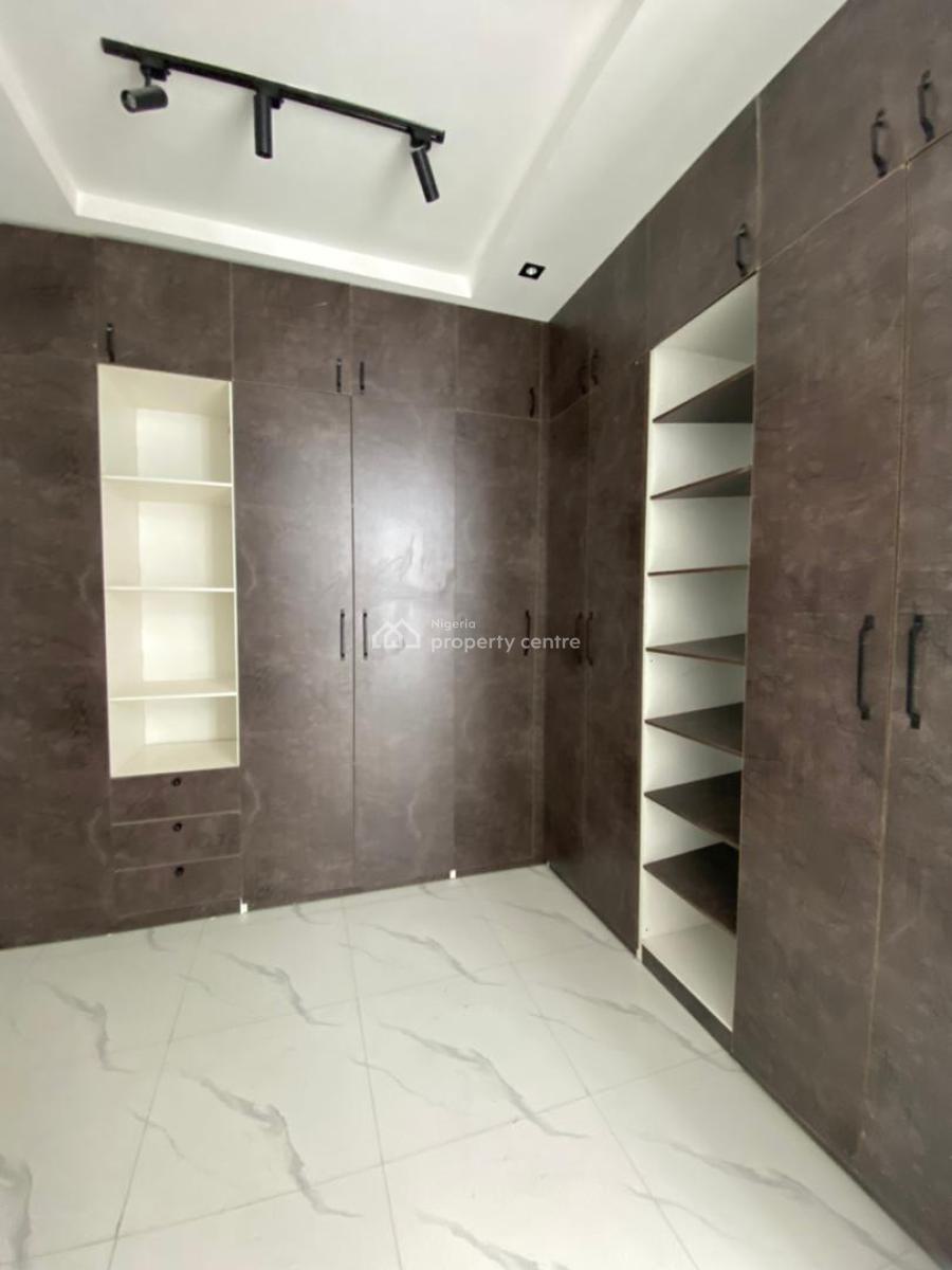 Gorgeous 5 Bedroom Duplex with a Pool and Bq, Ikota, Lekki, Lagos, House for Sale