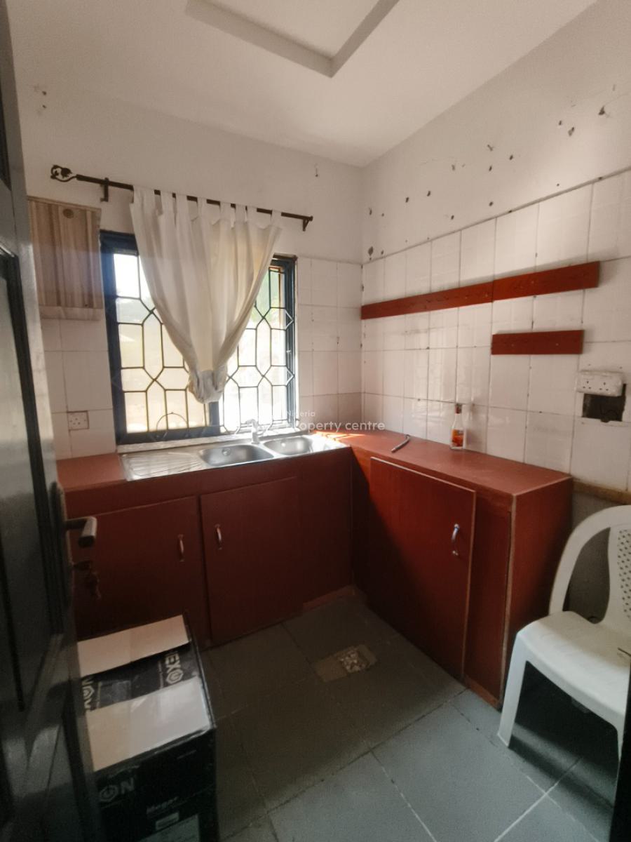 Clean Flat for Your Peace of Mind, Emerald Estate, Mobil Road, Ilaje, Ajah, Lagos, Mini Flat (room and Parlour) for Rent