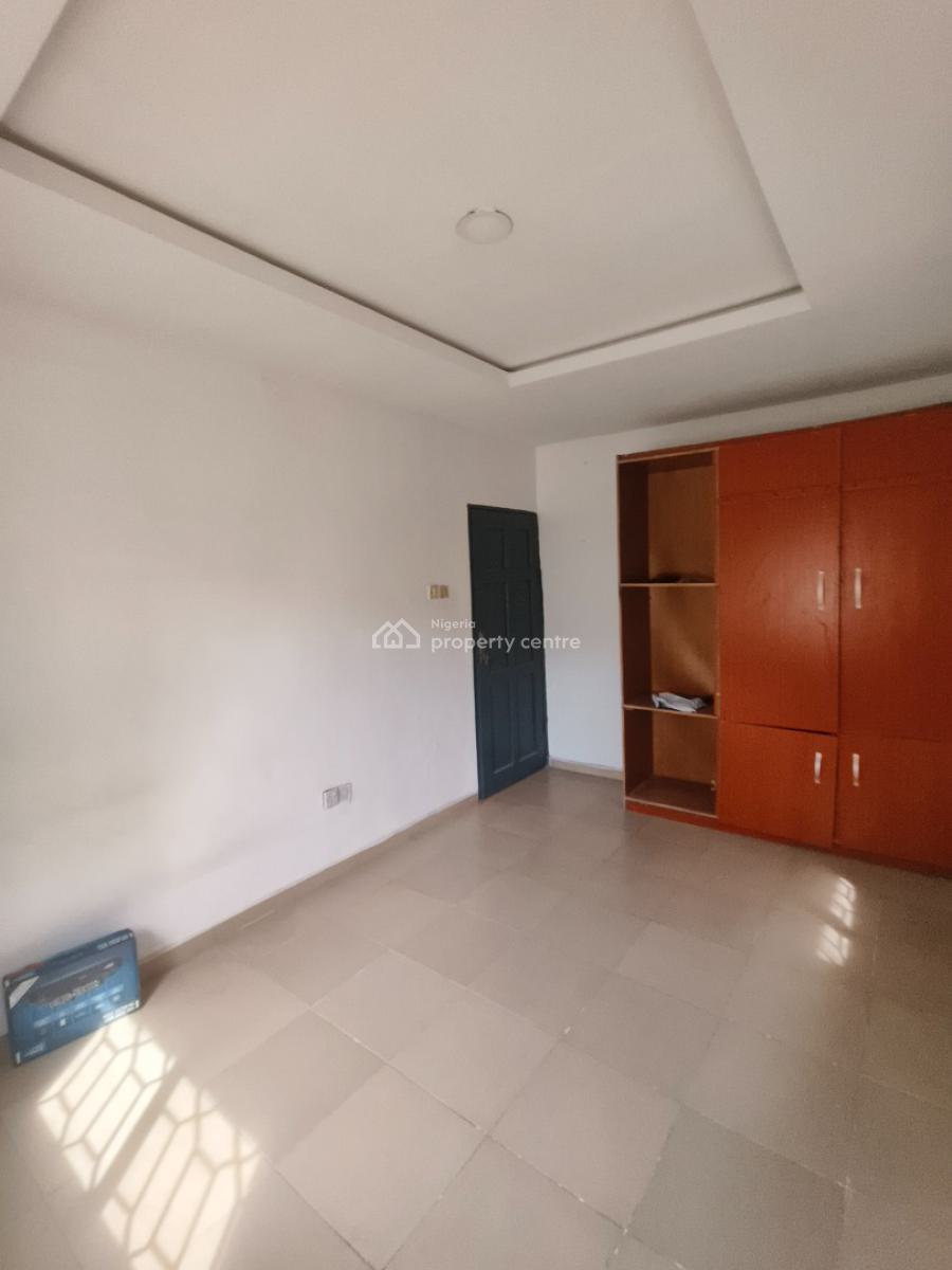 Clean Flat for Your Peace of Mind, Emerald Estate, Mobil Road, Ilaje, Ajah, Lagos, Mini Flat (room and Parlour) for Rent