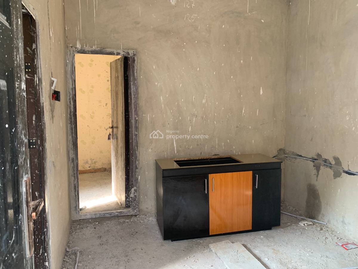 Clean Self Contain with Pop Finishing, Abijo Oakwood Estate, Ajah, Lagos, Flat / Apartment for Rent