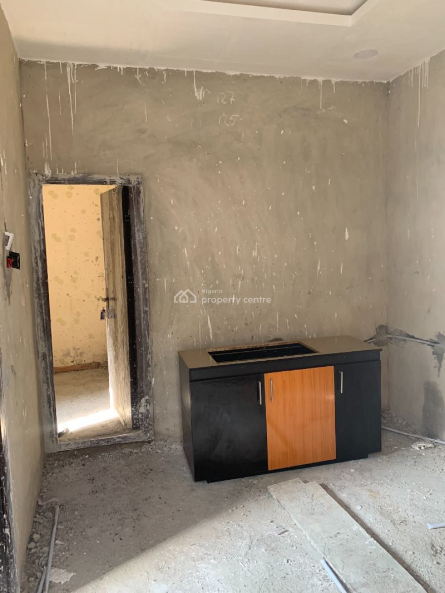 Clean Self Contain with Pop Finishing, Abijo Oakwood Estate, Ajah, Lagos, Flat / Apartment for Rent