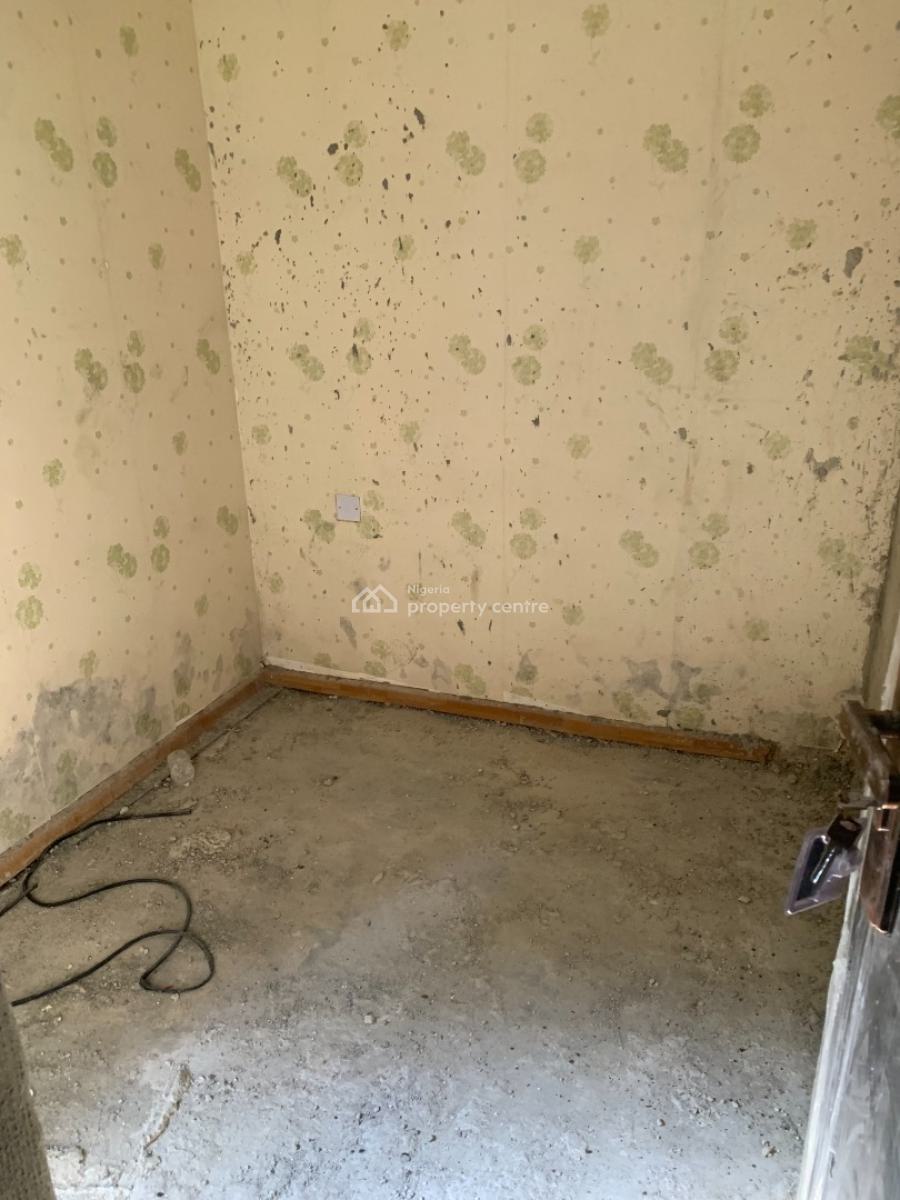 Clean Self Contain with Pop Finishing, Abijo Oakwood Estate, Ajah, Lagos, Flat / Apartment for Rent