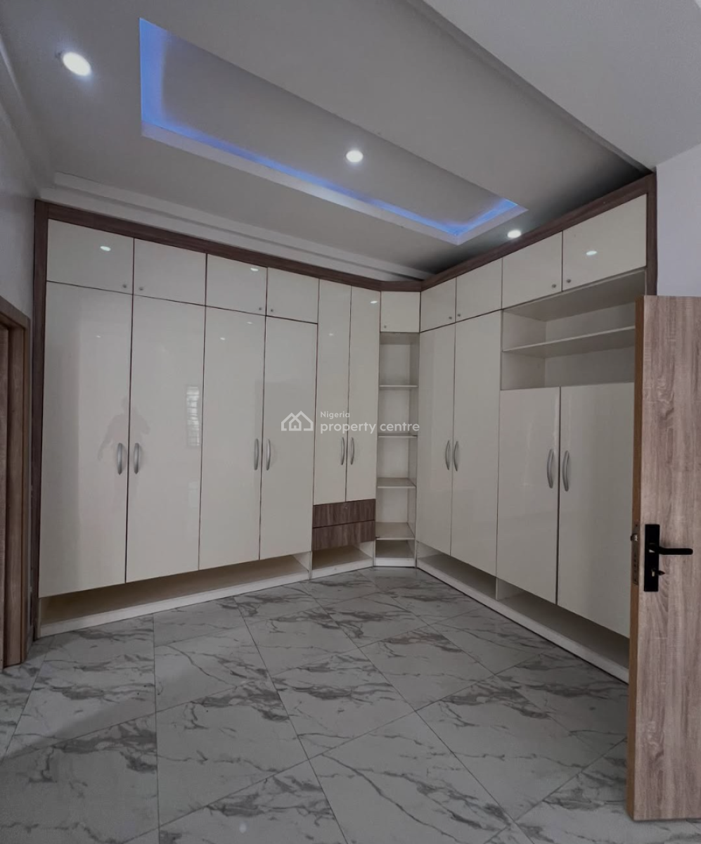 Spacious 4 Bedroom Terrace Duplex, Ikota, Lekki, Lagos, Terraced Duplex for Sale