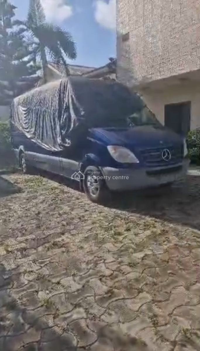 Distress 4 Bedroom Fully Detached Duplex, Pearl Garden Estate, Lekki, Lagos, Detached Duplex for Sale