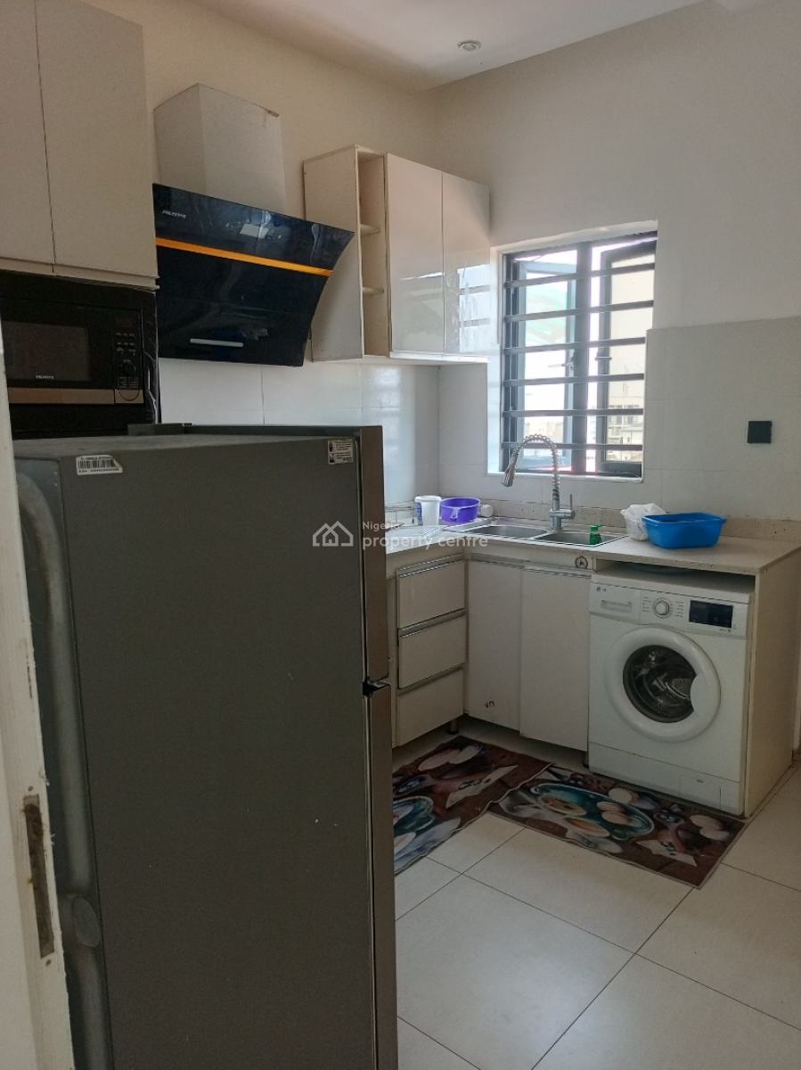 Fully Furnished 3bedroom 24hours Light Secured Estate, Secured Estate, Ologolo, Lekki, Lagos, Flat / Apartment for Rent