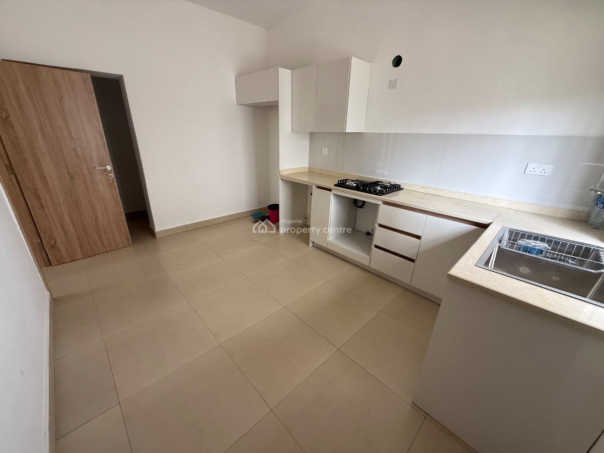 Brand New 4 Bedroom Terrace Duplex for Super Distress, Beechwood Estate, Lakowe, Ibeju Lekki, Lagos, Terraced Duplex for Sale