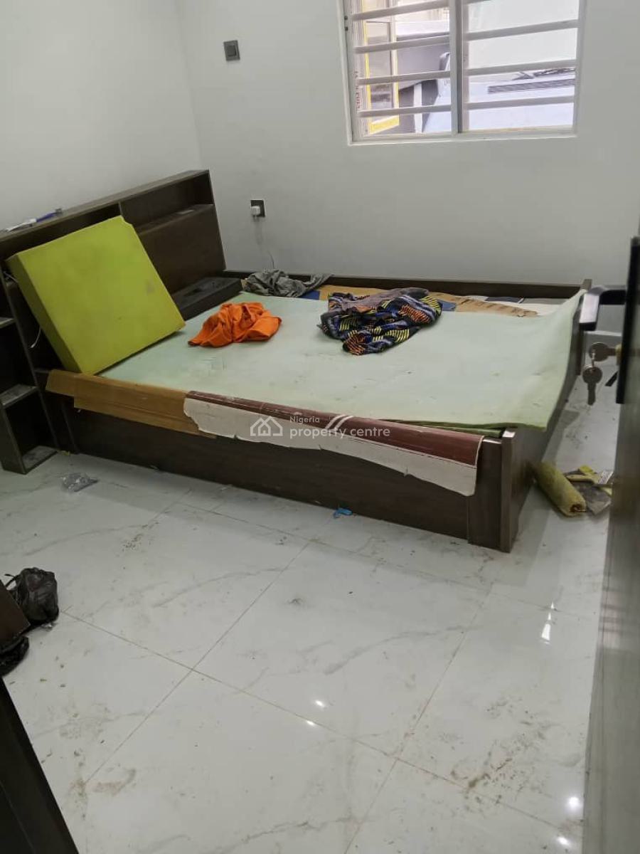 Newly Renovated 2 Bedroom Flat, Dolphin Duplex, Ikoyi, Lagos, Flat / Apartment for Rent