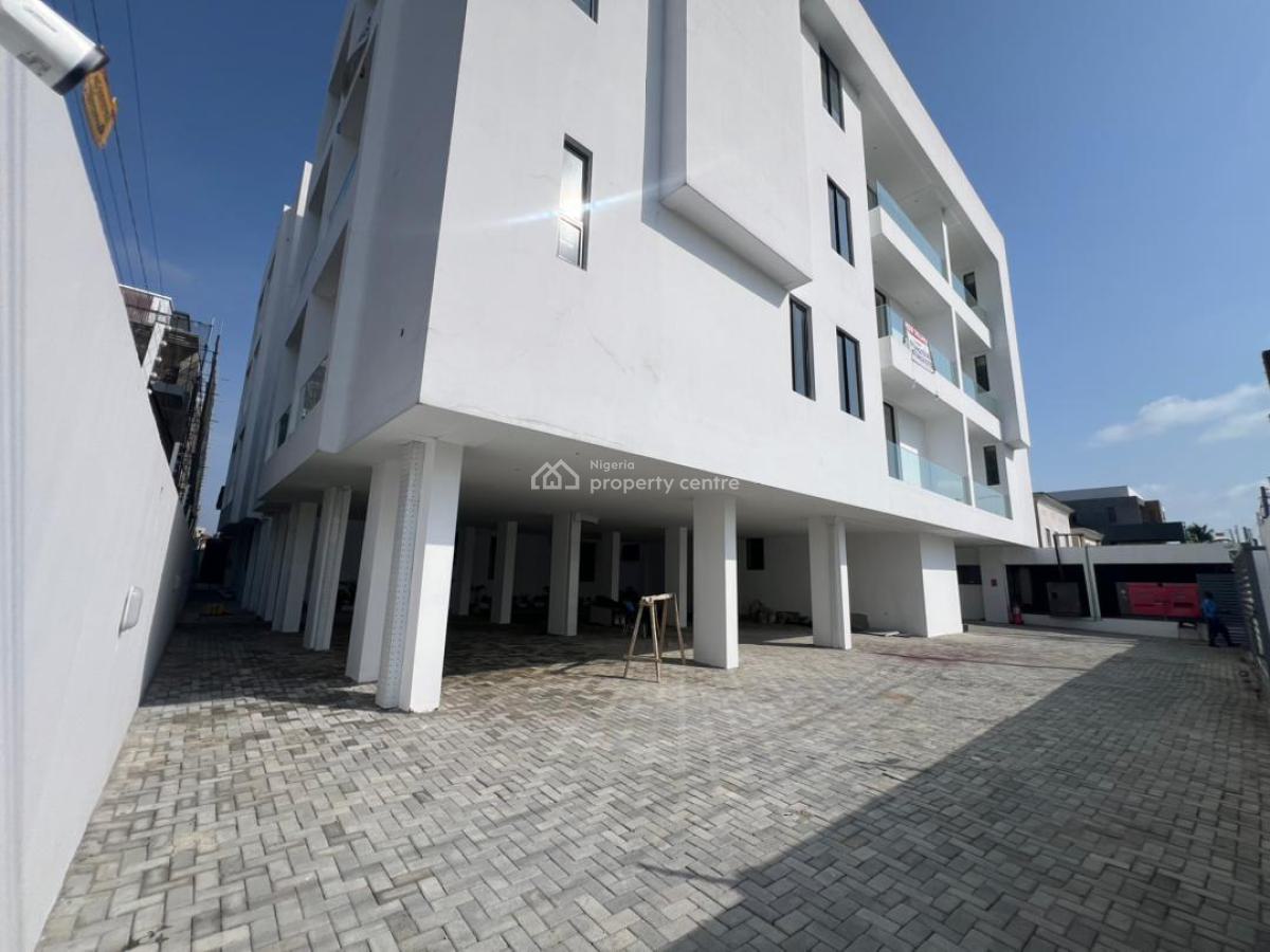 2 Bedrooms Apartment Gym, Swimming Pool, Lekki Phase 1, Lekki, Lagos, Flat / Apartment for Sale