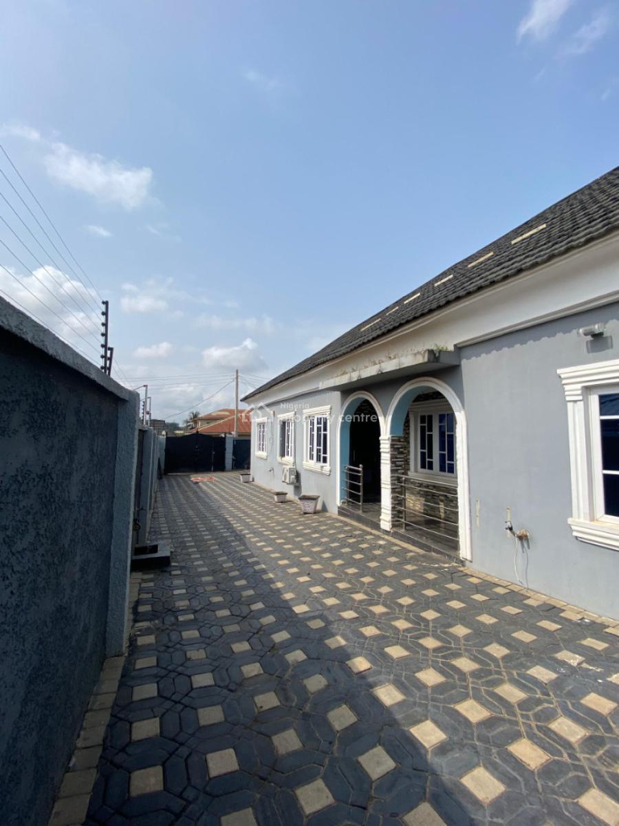 a Modern 4 Bedroom Bungalow with a Maids Room, Teslim Jimoh Street, Akilapa Estate, Idi Ishin-upjesus, Ibadan, Oyo, House for Sale