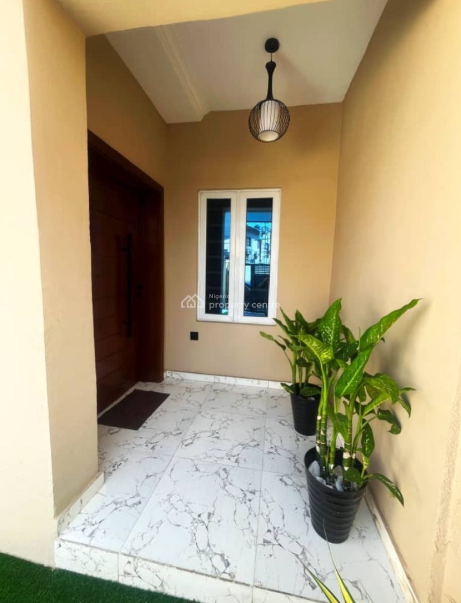 Sweet 3 Bedrom Duplex (self Compound) Fast Booking, @ Olowo-ira, Via Omole Phase 2, Ojodu, Olowora, Magodo, Lagos, Detached Duplex Short Let