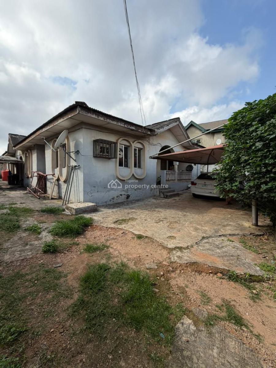 3 Bedroom Bungalow with a Room and Parlor Bq, Ogo-oluwa Bada Estate, Opposite Kolapo Ishola Gra, Akobo, Ibadan, Oyo, House for Sale