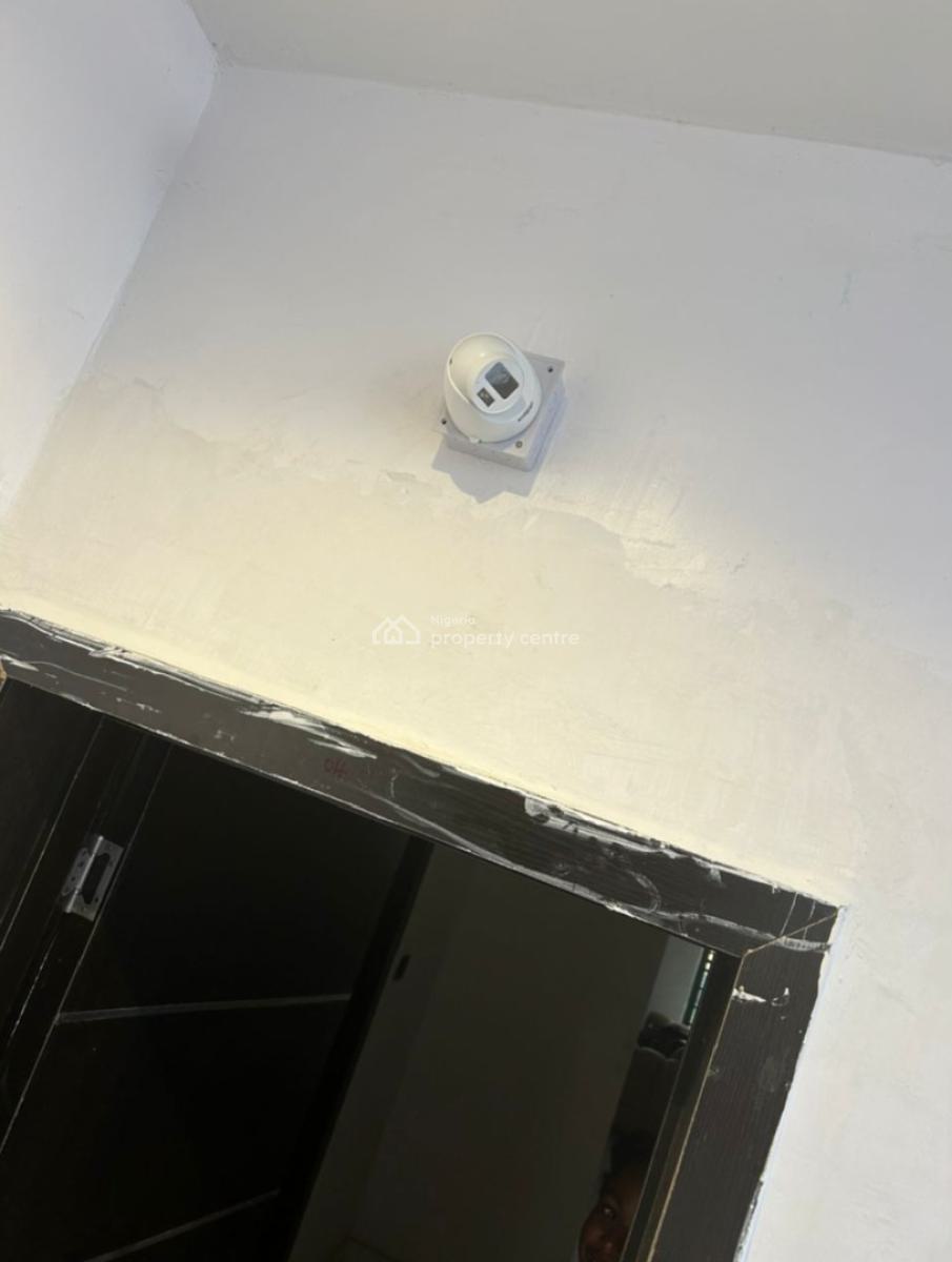 Newly 2 Bedrom Flat + Swimming Pool + Amenities, Mende, Maryland, Lagos, Flat / Apartment for Sale