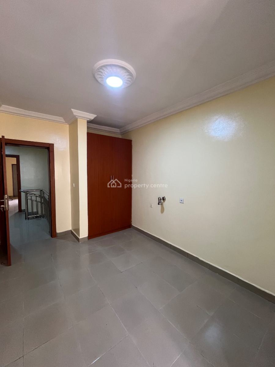 Serviced 3 Bedrooms Terrace Duplex + Bq, Pool, Gym, Lekki Phase 1, Lekki, Lagos, Terraced Duplex for Rent