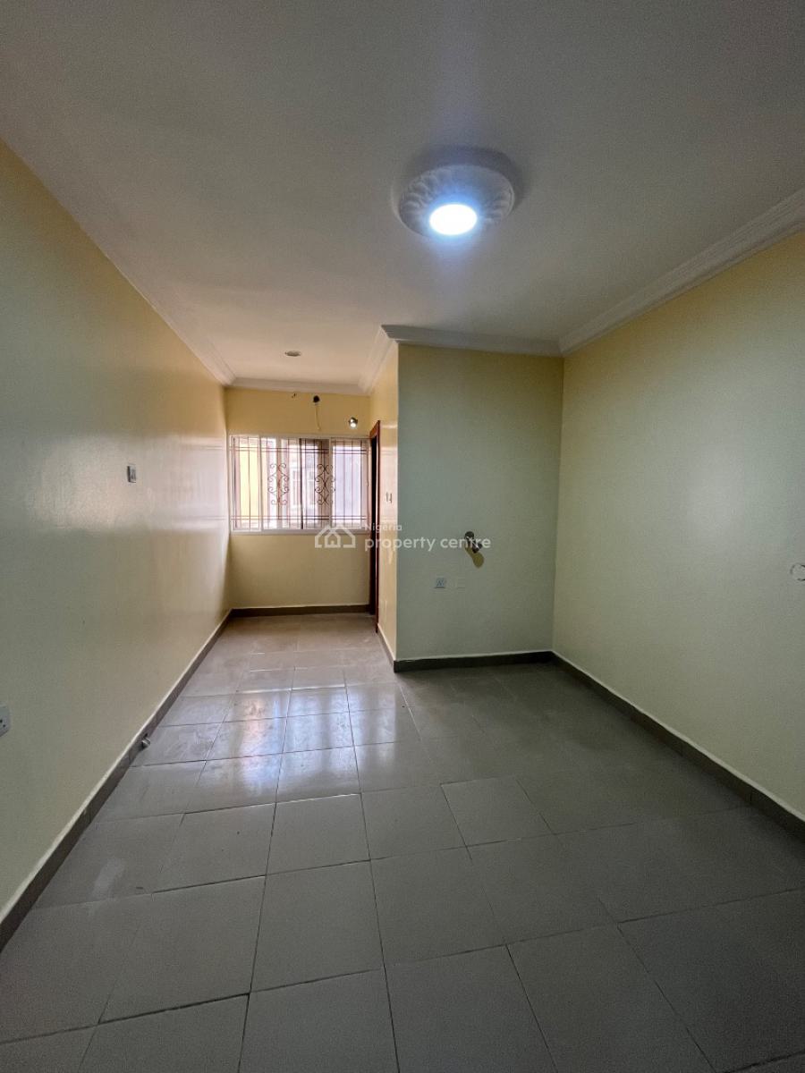 Serviced 3 Bedrooms Terrace Duplex + Bq, Pool, Gym, Lekki Phase 1, Lekki, Lagos, Terraced Duplex for Rent