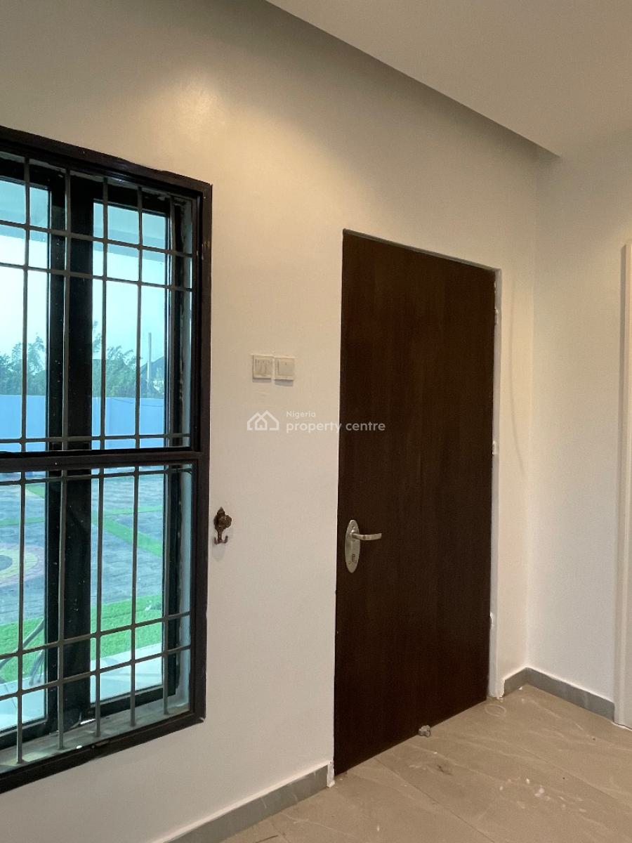 Luxury 4 Bedroom Duplex with Room and Parlor Bq on 2 Plots of Land, Alagbaka Extension, Akure, Ondo, Detached Duplex for Sale