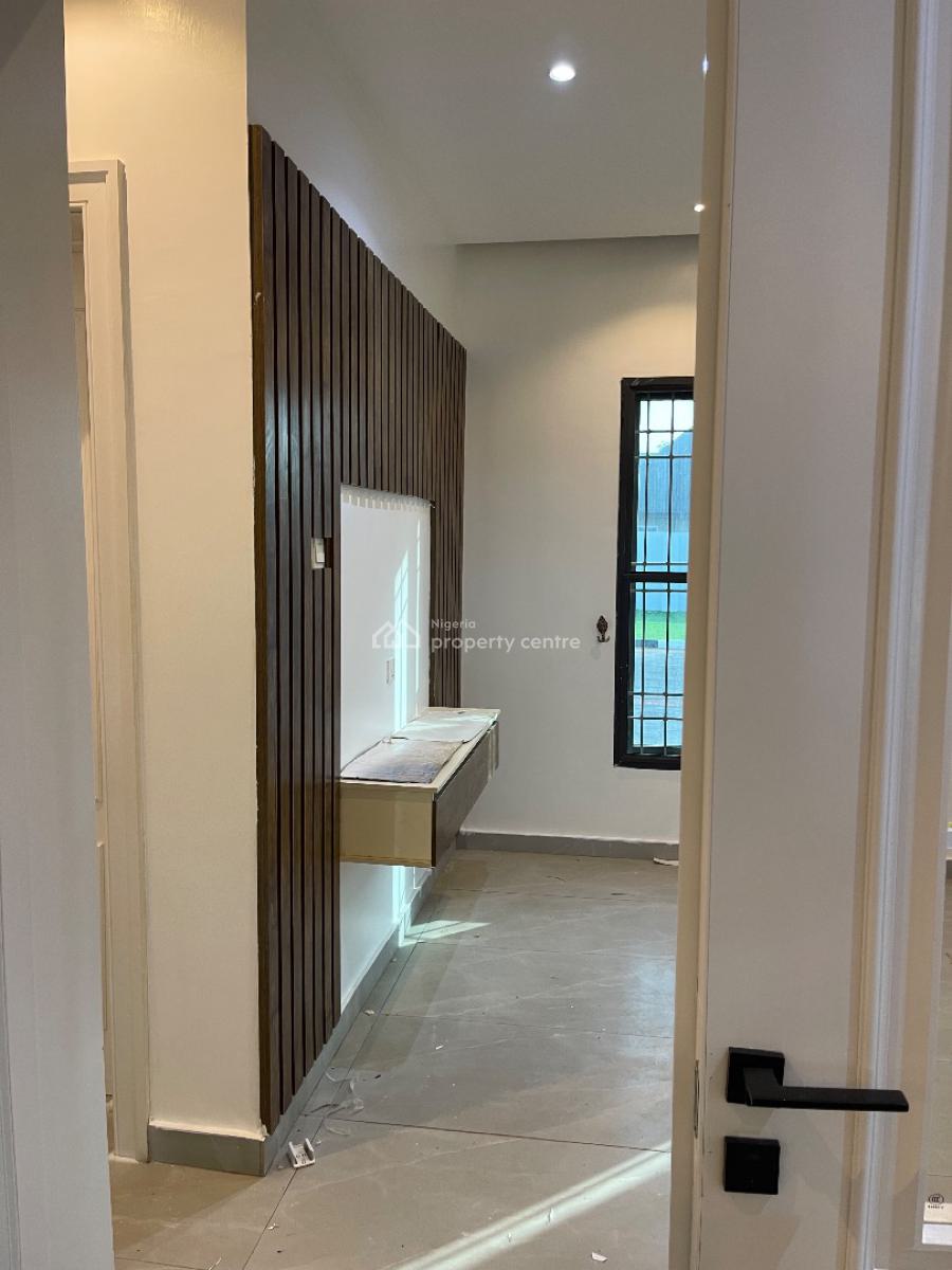 Luxury 4 Bedroom Duplex with Room and Parlor Bq on 2 Plots of Land, Alagbaka Extension, Akure, Ondo, Detached Duplex for Sale