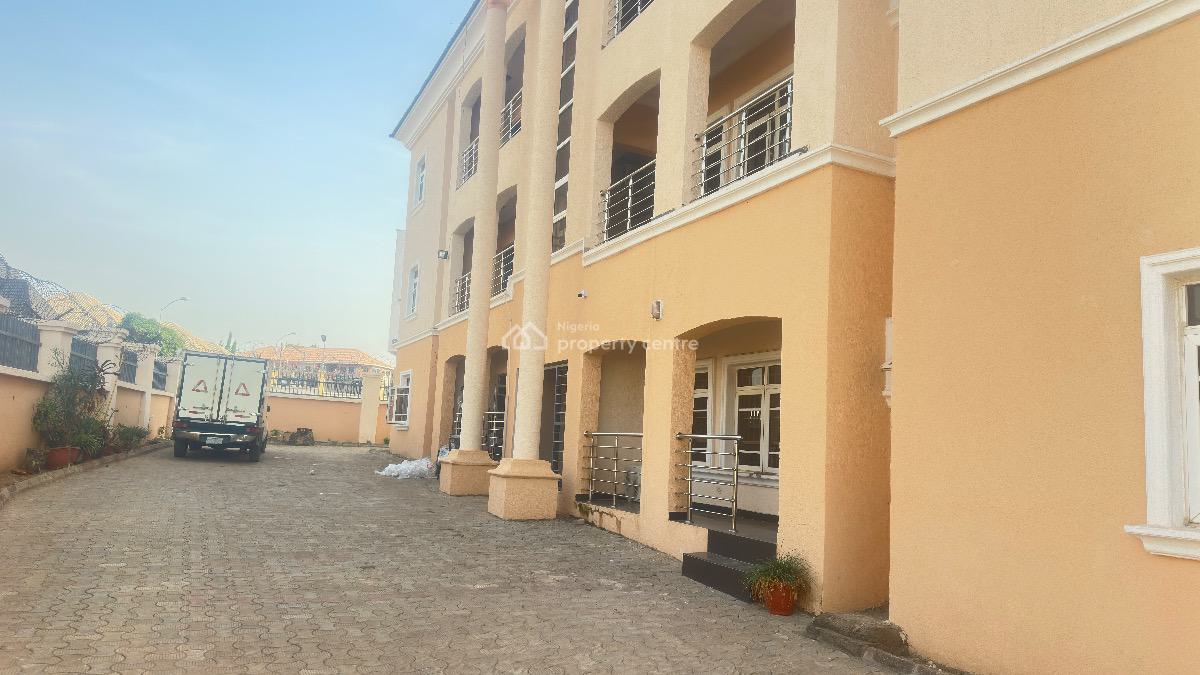 Luxury 3 Bedroom Flat with a Room Bq, Wuye, Abuja, Flat / Apartment for Rent