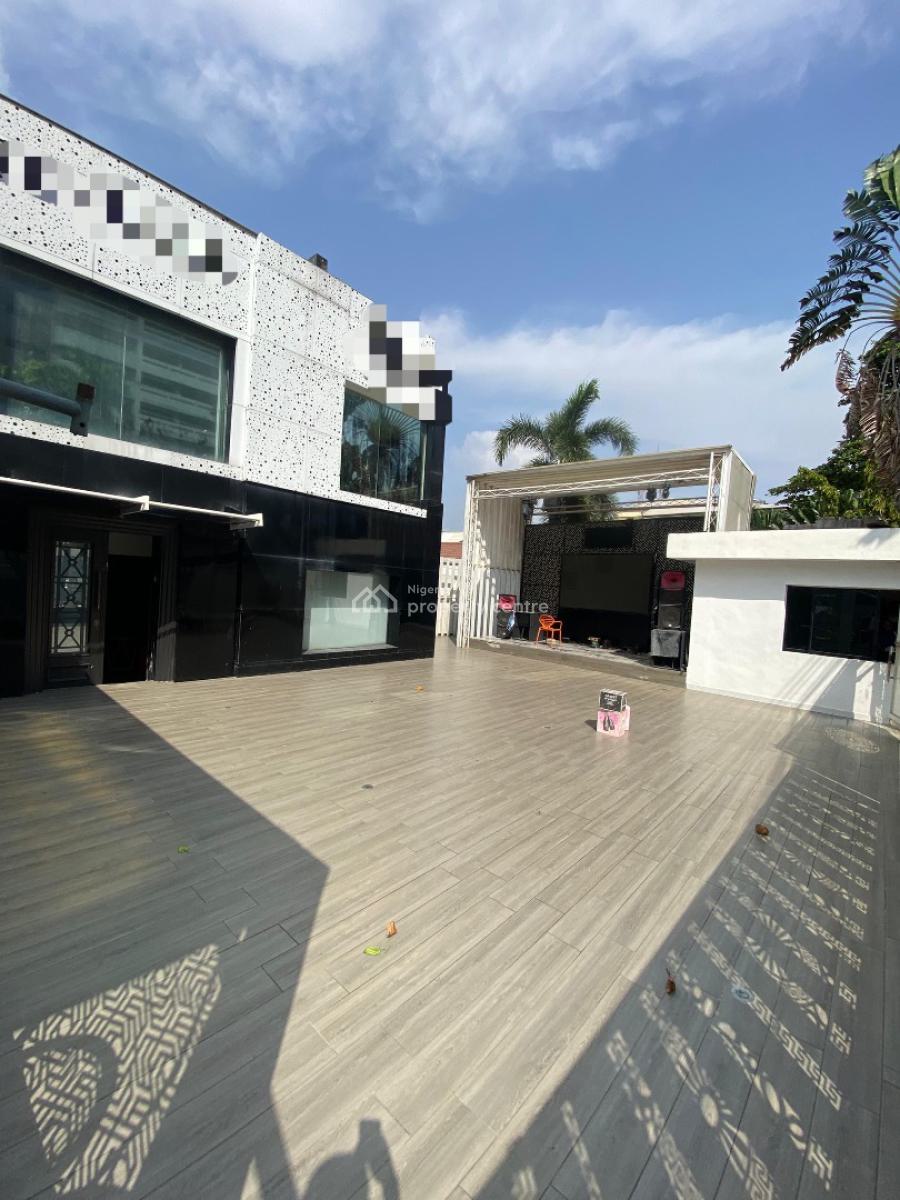 Strategic Commercial Property Space, Near Eko Hotel, Victoria Island (vi), Lagos, Restaurant / Bar for Rent