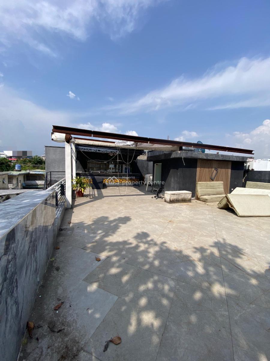 Strategic Commercial Property Space, Near Eko Hotel, Victoria Island (vi), Lagos, Restaurant / Bar for Rent