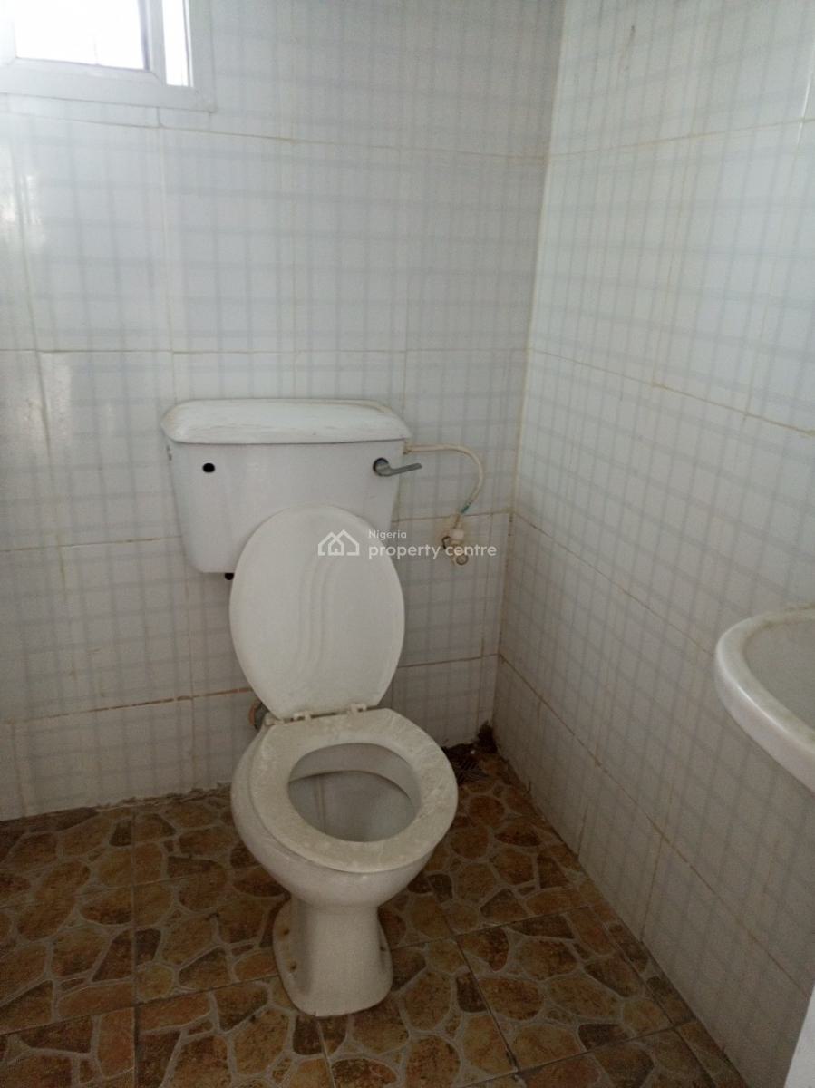 Spacious and Sharp 2bedroom Apartment (upstairs), Peaceville Estate Badore Ajah-lekki, Badore, Ajah, Lagos, Flat / Apartment for Rent