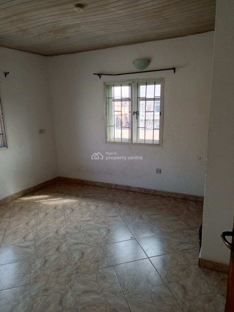 Spacious and Sharp 2bedroom Apartment (upstairs), Peaceville Estate Badore Ajah-lekki, Badore, Ajah, Lagos, Flat / Apartment for Rent