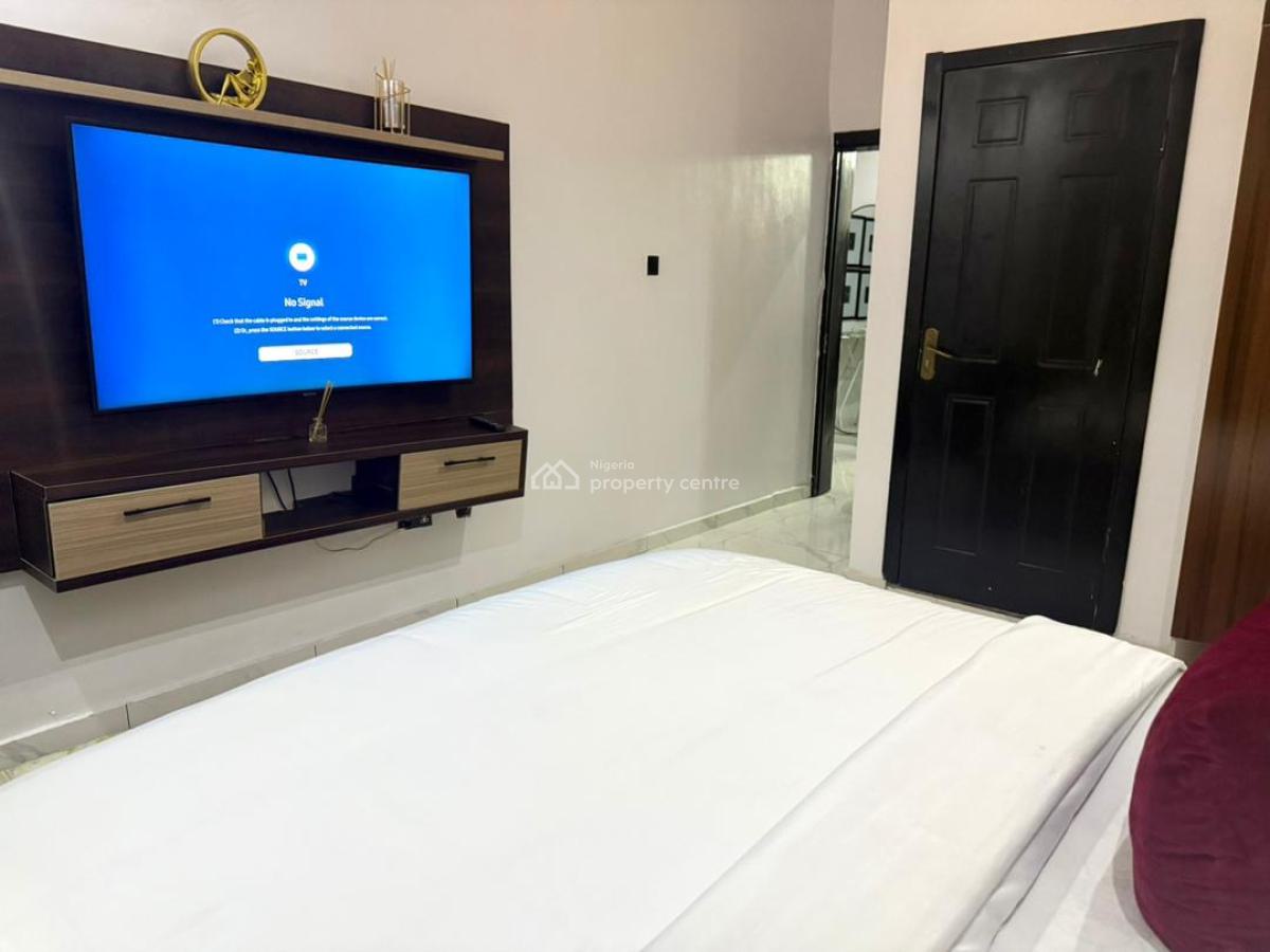 2 Bedroom Apartment in Freedom Way, Lekki Phase 1, Freedom Way, Lekki Phase 1, Lekki, Lagos, Flat / Apartment Short Let