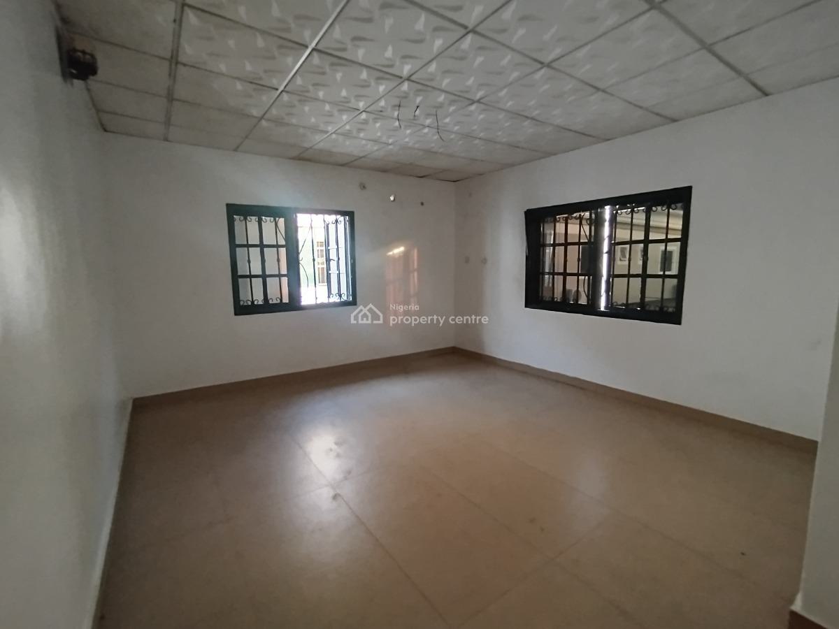 Well Maintained 4 Bedroom Semi Detached House with Bq, Off Admiralty Way, Lekki Phase 1, Lekki, Lagos, Semi-detached Duplex for Rent