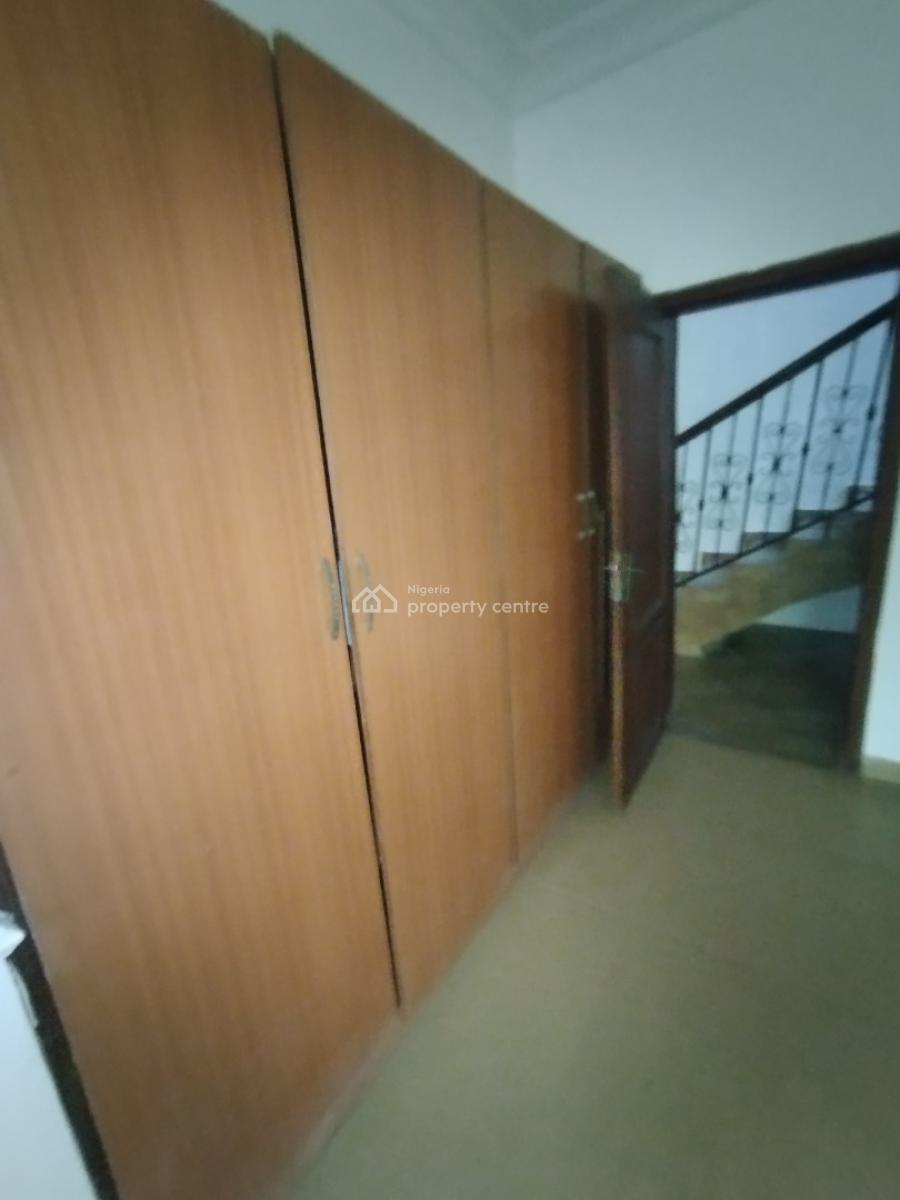 Well Maintained 4 Bedroom Semi Detached House with Bq, Off Admiralty Way, Lekki Phase 1, Lekki, Lagos, Semi-detached Duplex for Rent