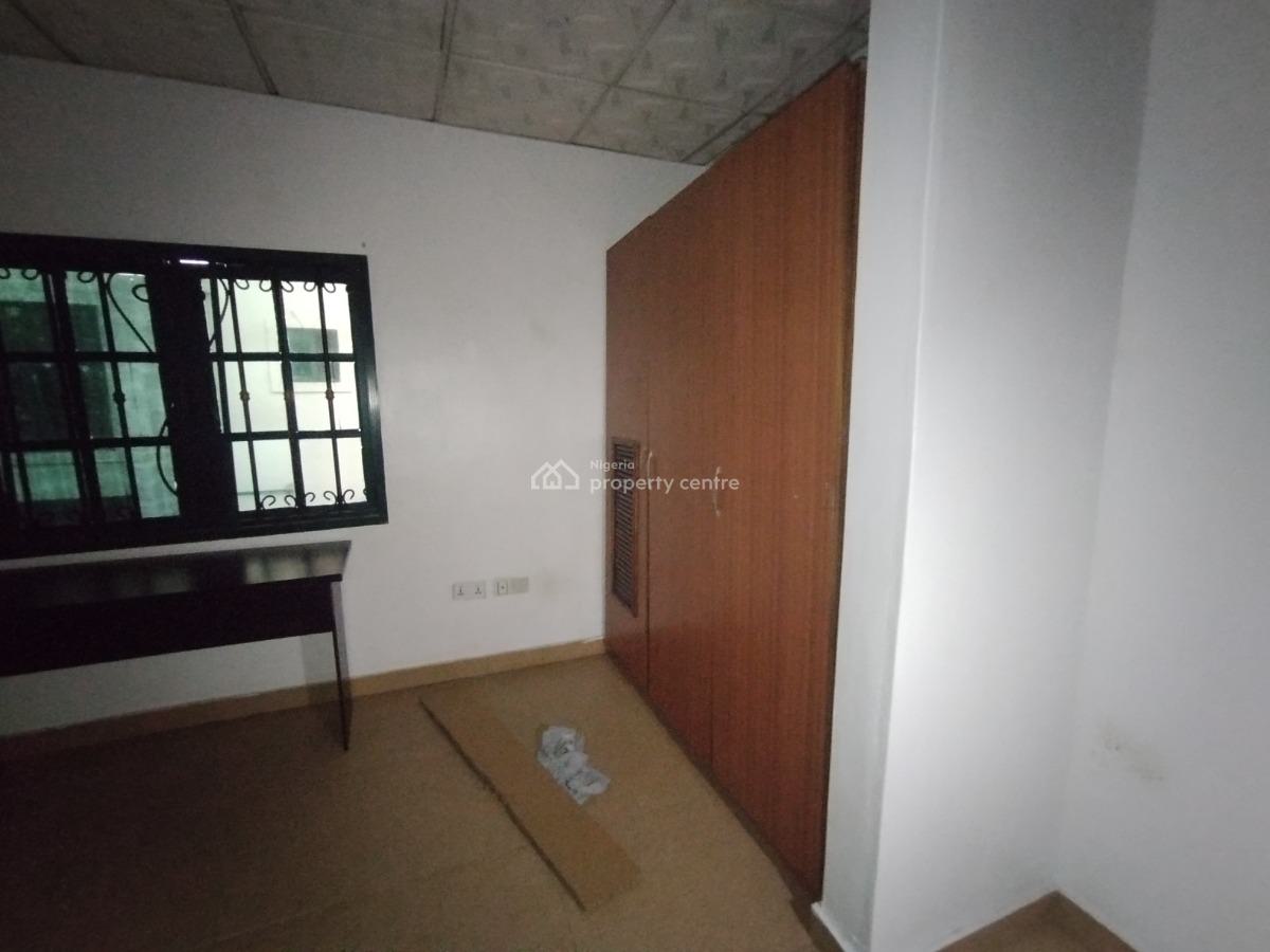 Well Maintained 4 Bedroom Semi Detached House with Bq, Off Admiralty Way, Lekki Phase 1, Lekki, Lagos, Semi-detached Duplex for Rent