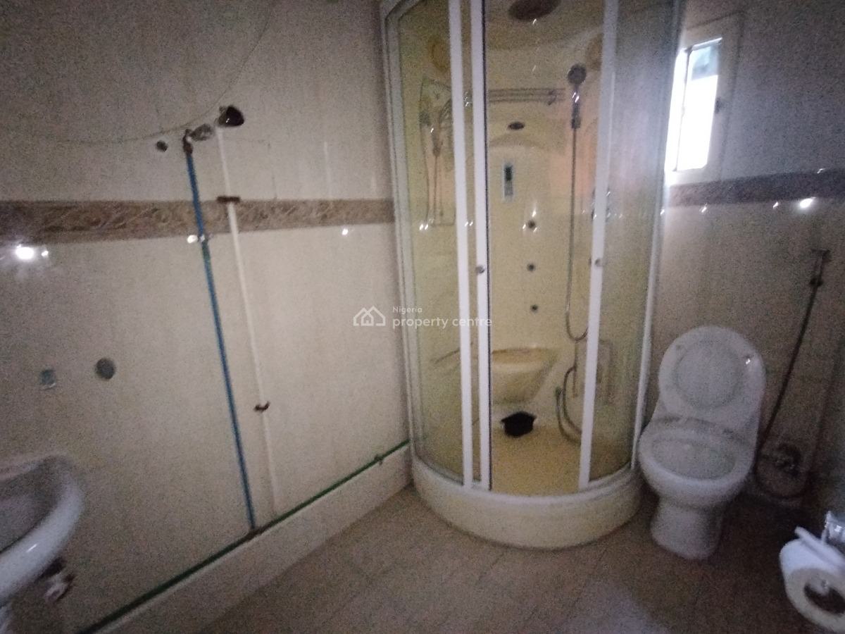 Well Maintained 4 Bedroom Semi Detached House with Bq, Off Admiralty Way, Lekki Phase 1, Lekki, Lagos, Semi-detached Duplex for Rent