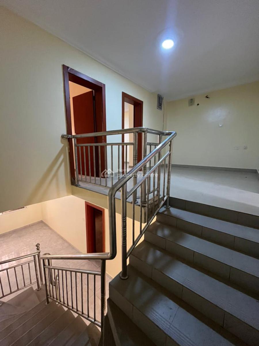 Exquisite 3 Bedroom Terrace Duplex with Bq Pool Gym, Lekki Phase 1, Lekki, Lagos, Terraced Duplex for Rent
