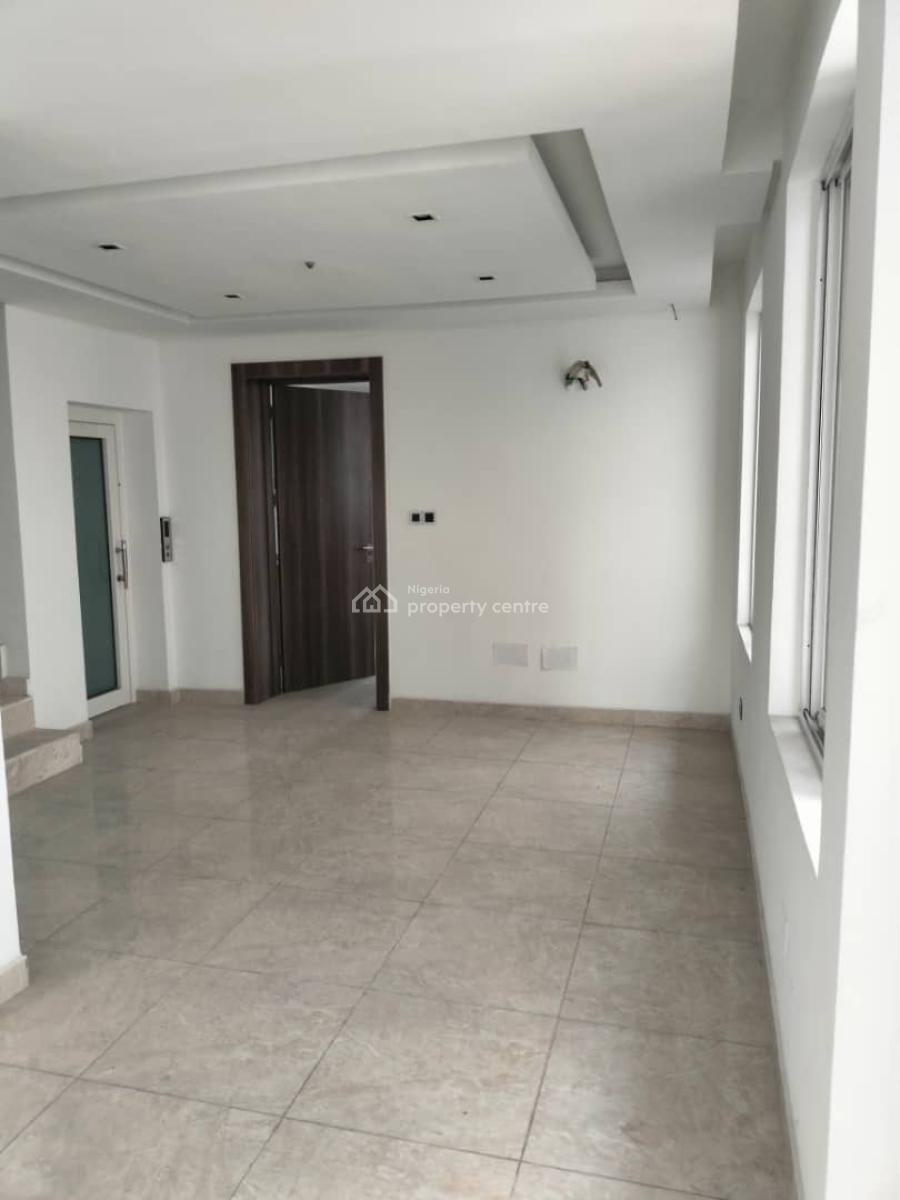 Luxury 4 Bedrooms Semi Detached with Jetty,pool,gym,elevator, Ikoyi, Lagos, Semi-detached Duplex for Sale