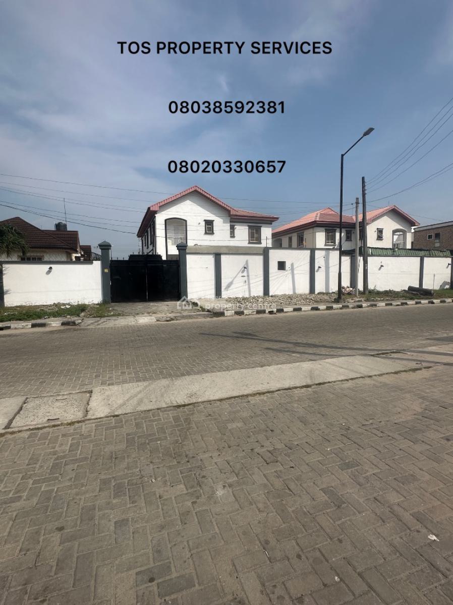 Exquisite 2 Bedroom Apartment, Lekki Phase 1, Lekki Phase 1, Lekki, Lagos, Flat / Apartment for Rent
