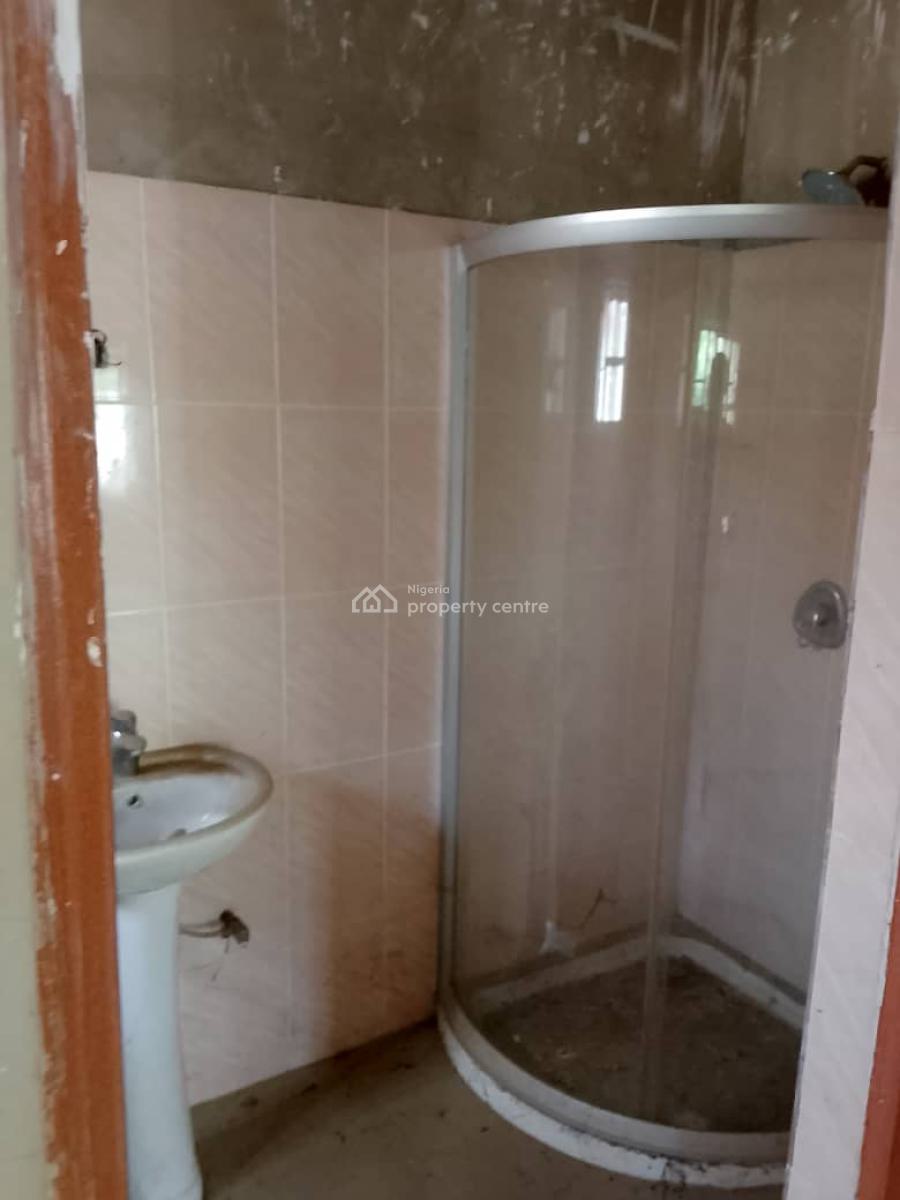 2 Bedrooms Flat, Apple Wood Estate, Magboro, Ogun, Flat / Apartment for Rent