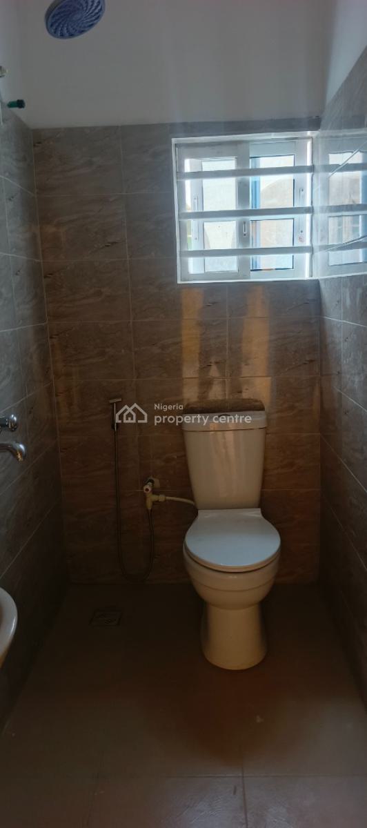 2 Bedrooms Flat, Apple Wood Estate, Magboro, Ogun, Flat / Apartment for Rent