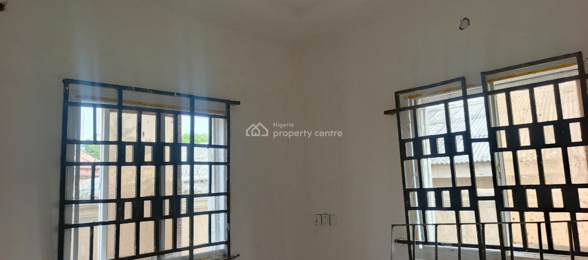 Miniflat, Goodwill Street, Magboro, Ogun, Mini Flat (room and Parlour) for Rent