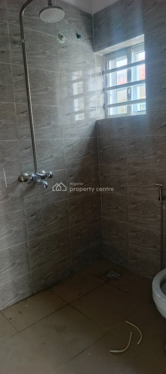 2 Bedroom Flat, Olufemi Street, Magboro, Ogun, Flat / Apartment for Rent