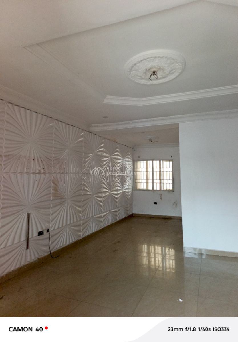 Luxury 2 Bedroom Flat Upstairs, Badore, Ajah, Lagos, Flat / Apartment for Rent