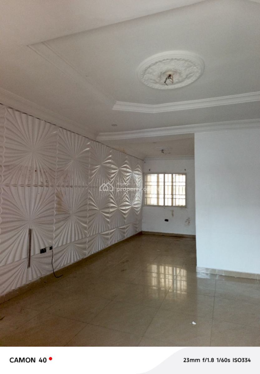 Luxury 2 Bedroom Flat Upstairs, Badore, Ajah, Lagos, Flat / Apartment for Rent