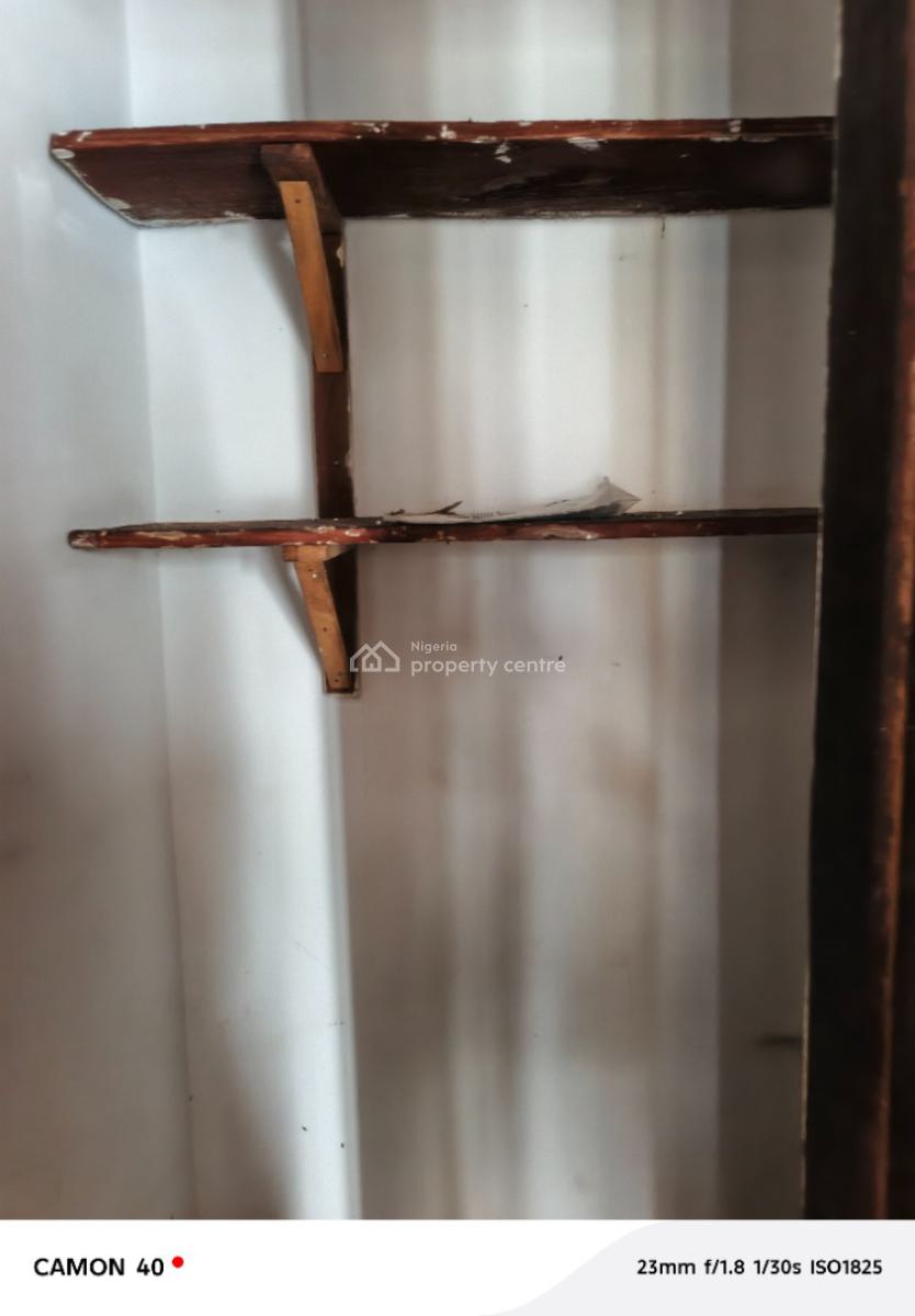 Luxury 2 Bedroom Flat Upstairs, Badore, Ajah, Lagos, Flat / Apartment for Rent